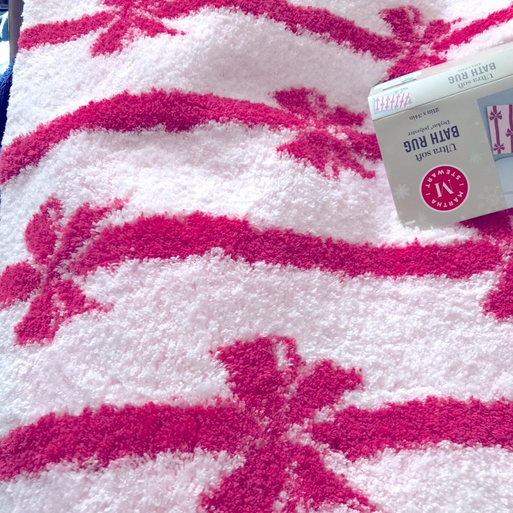 💖Wear Pink💖 Bow bath mat